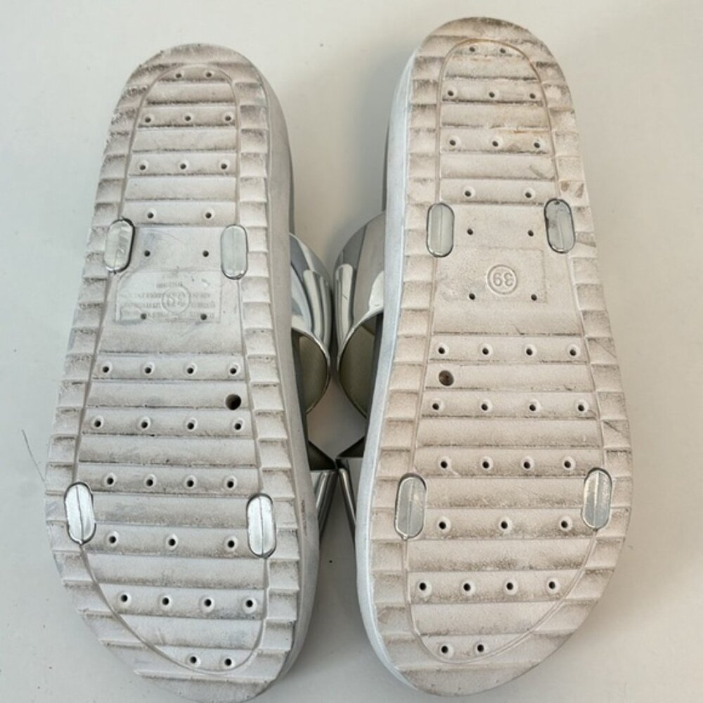 Revamped silver shiny chunky criss-cross slide sandals size 8 - Picture 7 of 8
